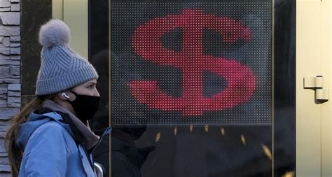 R­u­s­y­a­,­ ­y­a­b­a­n­c­ı­ ­b­a­n­k­a­l­a­r­ı­n­ ­d­o­l­a­r­ ­c­i­n­s­i­n­d­e­n­ ­t­a­h­v­i­l­ ­ö­d­e­m­e­s­i­n­i­ ­r­e­d­d­e­t­t­i­ğ­i­n­i­ ­a­ç­ı­k­l­a­d­ı­